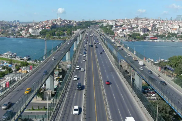 Haliç Köprüsü Metrobüs Yolunu Yeniledik